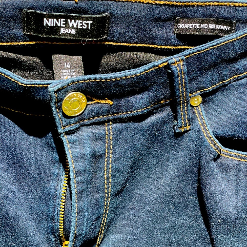 Cigarette style jeans